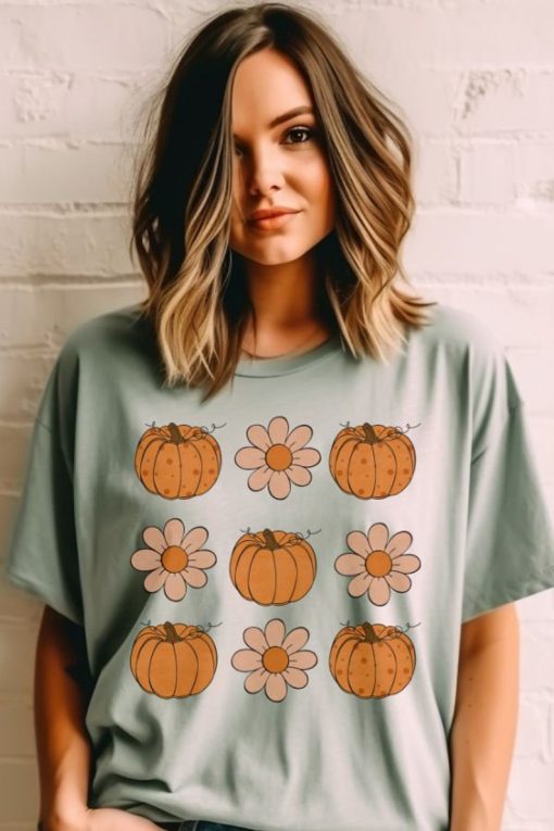 Comfort Colors® vintage floral Pumpkins T-shirt, retro Pumpkin tshirt