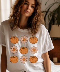 Comfort Colors® vintage floral Pumpkins T-shirt, retro Pumpkin tshirt