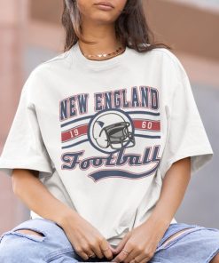 New England Football Sweatshirt / T-Shirt, The Pats Shirt, Vintage New England Crewneck, Patriots Sweatshirt