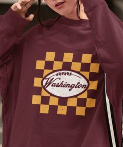 Washington Commander Football Crewneck Sweatshirt / T-Shirt, Retro Commander Shirt, Vintage Washington Sweatshirt