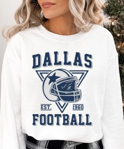 Vintage Dallas Cowboy Football Crewneck Sweatshirt  T-Shirt