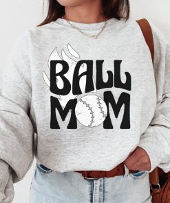 Baseball Mom Sweatshirt / T-Shirt, Baseball Mom's Life Shirt, Gift for Mom, Game Day Sweatshirt, Baseball Crewneck