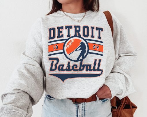 Vintage Detroit Tiger Crewneck Sweatshirt / T-Shirt, Detroit Tiger EST 1894 Sweatshirt, Detroit Baseball Shirt