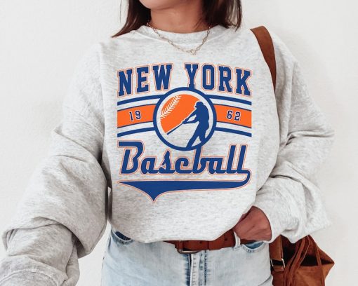 Vintage New York Met Crewneck Sweatshirt / T-Shirt, Mets EST 1962 Sweatshirt, New York Baseball Game Day Shirt