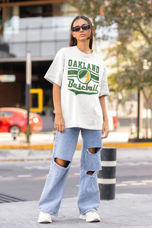 Vintage Oakland Athletic Crewneck Sweatshirt / TShirt, Athletics EST 1901 Sweatshirt, Oakland Baseball Game Day Shirt