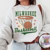 Milwaukee Buck, Vintage Milwaukee Buck Sweatshirt  T-Shirt, Milwaukee Basketball Shirt, Bucks Shirt