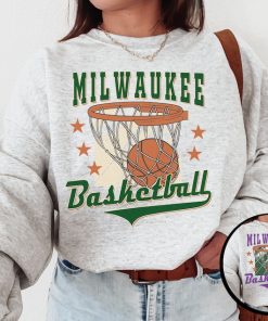 Milwaukee Buck, Vintage Milwaukee Buck Sweatshirt  T-Shirt, Milwaukee Basketball Shirt, Bucks Shirt