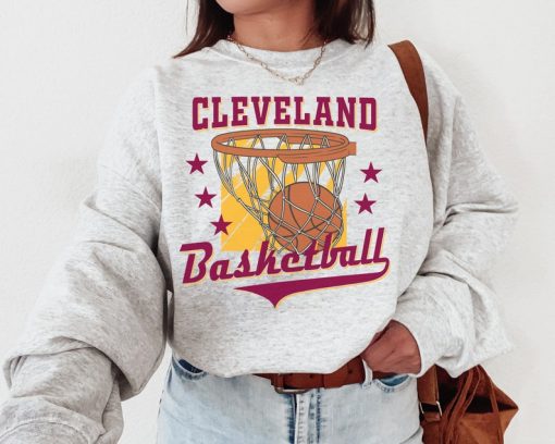 Cleveland Cavalier, Vintage Cleveland Cavalier Sweatshirt  T-Shirt, Cleveland Basketball Shirt, Cavaliers T-Shirt