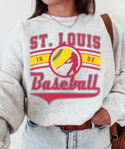 Vintage St Louis Cardinal Crewneck Sweatshirt / T-Shirt, Cardinals EST 1882 Sweatshirt, St Louis Baseball Game Day