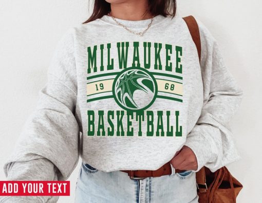 Milwaukee Buck, Vintage Milwaukee Buck Sweatshirt  T-Shirt, Bucks Sweater, Bucks T-Shirt, Vintage Basketball Fan Shirt