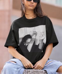 RIHANNA HIPHOP TShirt | Sweatshirt Vintage | Rihanna Hip hop RnB Rapper | Rihanna American Rapper T-Shirt Tshirt