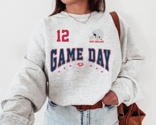 Vintage New England Football Game Day Sweatshirt / T-Shirt, The Pats Shirt, Patriot Game Day Sweatshirt