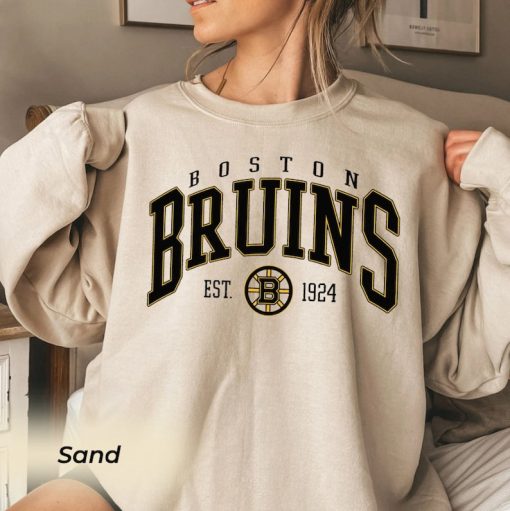 Vintage Boston Bruins Sweatshirt, Bruins Tee, Hockey Sweatshirt, College Sweater, Hockey Fan Shirt, Boston Hockey Shirt