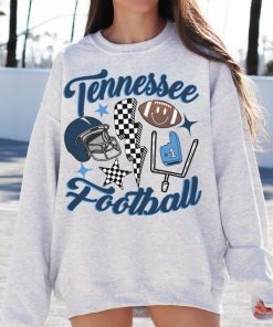 Retro Tennessee Football Crewneck Sweatshirt / T-Shirt, Titan Shirt, Titan Fan Gift, Vintage Tennessee T-Shirt