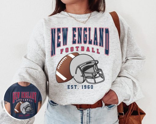 Vintage New England Football Sweatshirt / T-Shirt, The Pats Shirt, Vintage New England Crewneck, Patriot Sweatshirt