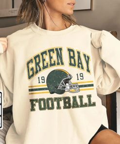 Green Bay Football Shirt, Shirt Retro Style 90s Vintage Unisex shirt, Graphic Tee Gift For Football Fan Sport