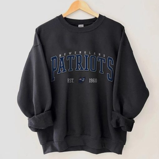 New England Football Shirt, Vintage Style New England Football Crewneck, Football Sweatshirt, New England Sweatshirt