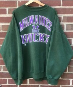 Retro Milwaukee Buck Shirt, Vintage Style Bucks Sweatshirt, Buck Hoodie, Vintage Basketball Unisex Shirt Gift for fan