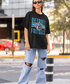 Vintage Detroit Football Crewneck Sweatshirt / T-Shirt, Lions Sweatshirt, Lion Football Shirt