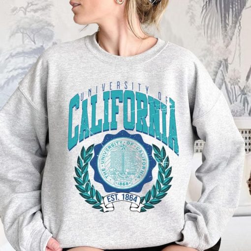 Vintage style University of California–Davis sweatshirt, UC Davis University shirt, UC Davis college shirt