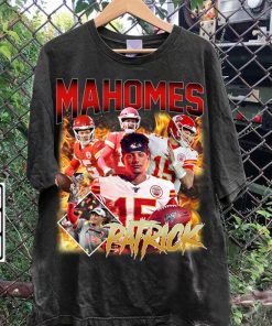 Vintage 90s Graphic Style Patrick Mahomes TShirt - Patrick Mahomes Sweatshirt - Retro American Football Tee For Man and