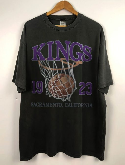 Sacramento Basketball Vintage Shirt, Kings 90s Basketball Graphic Tee Sweatshirt