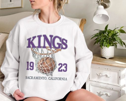 Sacramento Basketball Vintage Shirt, Kings 90s Basketball Graphic Tee Sweatshirt