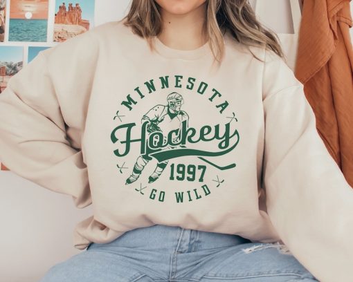 Minnesota Wil, Vintage Minnesota Wil Hockey Sweatshirt  T-Shirt, Wild Sweater, Wild T-Shirt, Hockey Fan Shirt