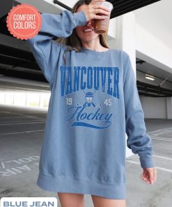 Vancouver Hockey Vintage Style Crewneck Comfort Colors Sweatshirt,Hockey Sweater,College Sweater,Hockey Fan