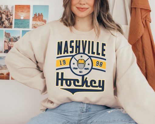 Vintage Nashville Predator Sweatshirt  T-Shirt, Predators Sweater, Predator T-Shirt, Hockey Fan