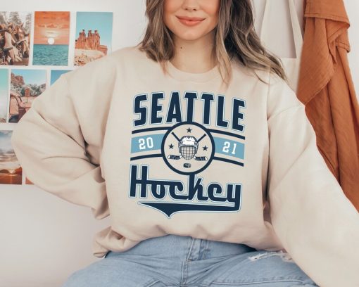 Vintage Seattle Krake Sweatshirt  T-Shirt, Kraken Sweater, Kraken T-Shirt, Hockey Fan Shirt, Retro Seattle Ice Hockey