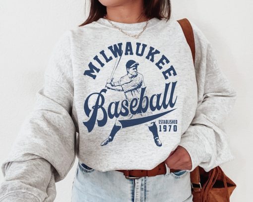 Vintage Milwaukee Brewer Crewneck Sweatshirt / T-Shirt, Brewers EST 1970 Shirt, Milwaukee Baseball, Retro Brewers Shirt