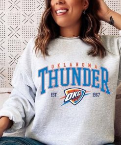 Vintage Oklahoma City Thunde Sweatshirt  T-Shirt, Thunder Sweater, Thunder T-Shirt, Vintage Basketball Fan