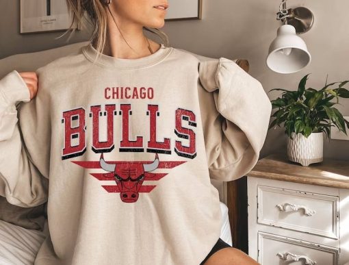 Chicago Bulls Sweatshirt Vintage Bulls Sweatshirt Men Bulls Retro Sweatshirt Jordan Sweatshirt Vintage Michael Jordan