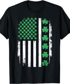 US American flag with shamrocks for St Patricks day T-Shirt