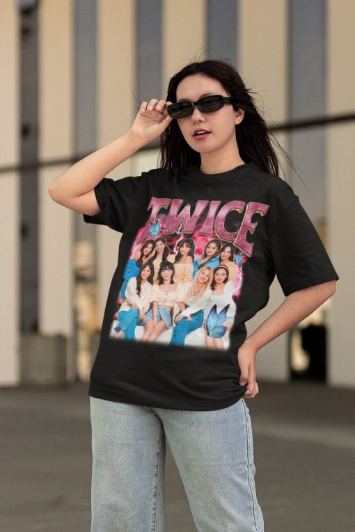 Twice Retro Bootleg T-shirt - Twice Kpop Tee - Kpop Merch - Kpop Gift for her or him - Twice Retro Shirt