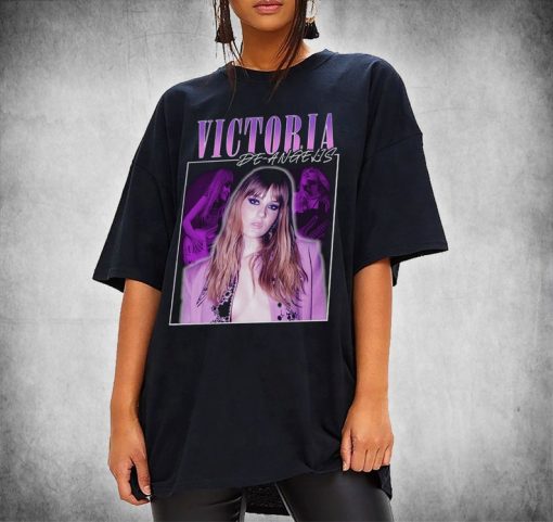 Victoria De Angelis Retro T-shirt Maneskin movie shirt