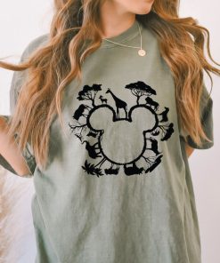 Comfort Colors® Disney Hakuna Matata Tee