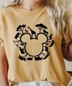 Comfort Colors® Disney Hakuna Matata Tee