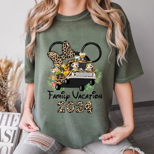 Comfort Colors® Disney Family Vacation 2024 Shirt