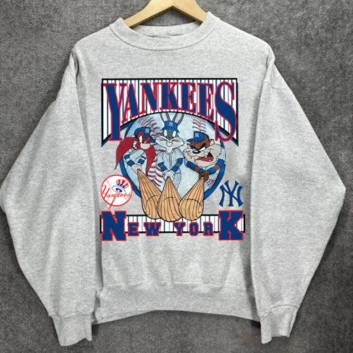 Vintage New York Yankees Looney Tunes Sweatshirt