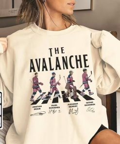 Avalanch.e Walking Abbey Road Signatures Ice Hockey Shirt/ Jonathan Dr