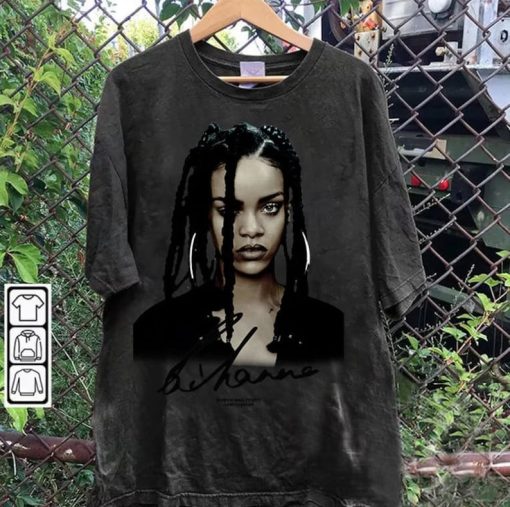 Vintage 90s Graphic Style Rihanna T-Shirt - Rihanna Vintage T-Shirt -