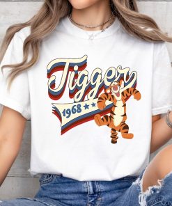 Disney Winnie the Pooh Americana Tigger Collegiate 1968 Shirt