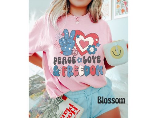 Comfort Colors® Peace Love Freedom, Retro USA Shirt