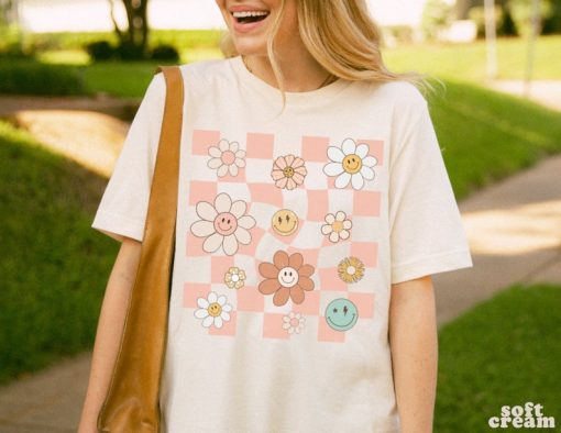 Retro Checkered Smiley Flowers Vintage Vibe Graphic Tee