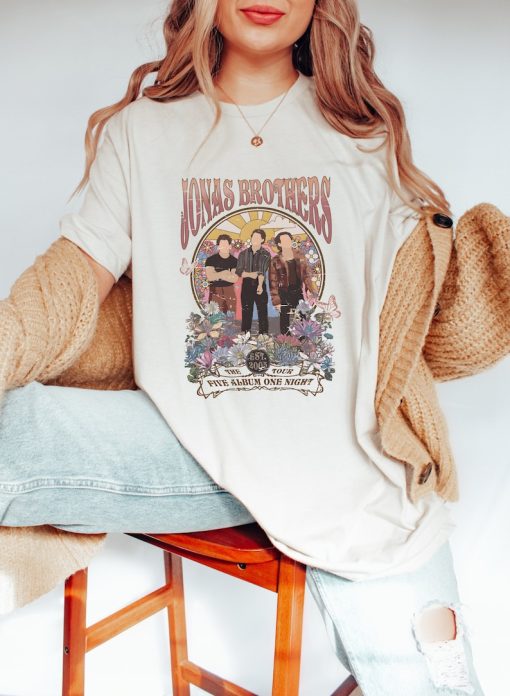 Retro Jonas Brothers Five Album One Night Est 2005 The Tour Sweatshirt