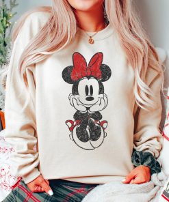 Disney Mickey And Friends Minnie Mouse Sitting T-Shirt