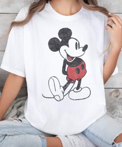 Disney Mickey & Friends Mickey Mouse Vintage Portrait Class Pose T-Shi