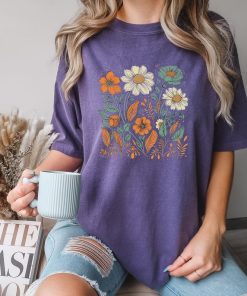 Comfort Colors® Daisy Bouquet Shirt, Flower Shirt, Retro Floral Shirt